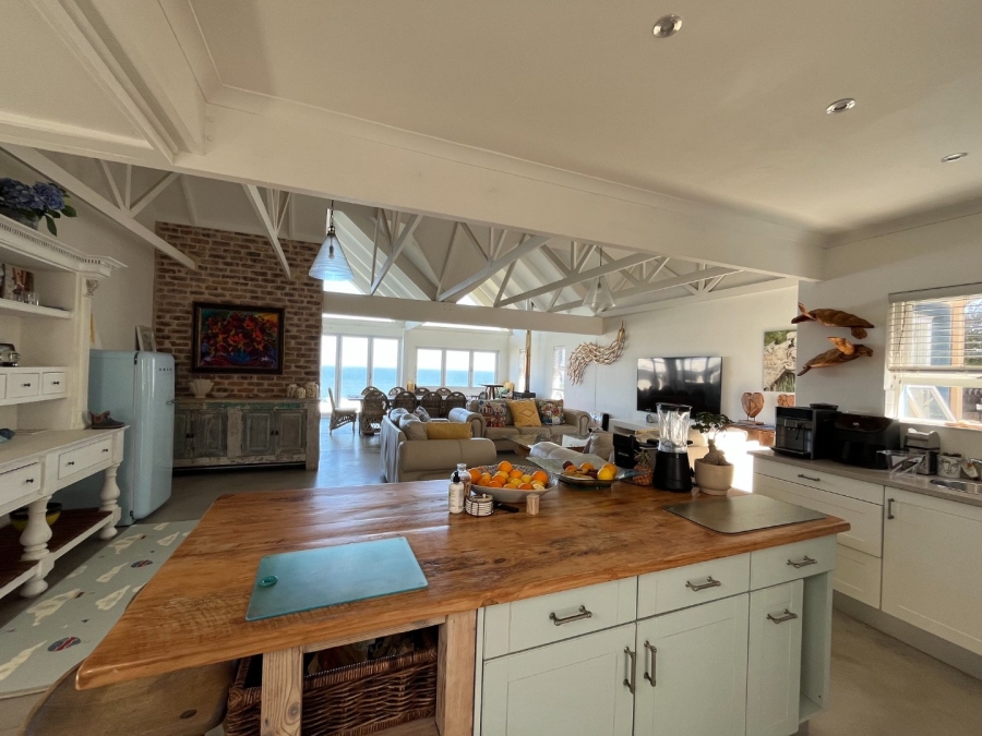5 Bedroom Property for Sale in Hersham Western Cape